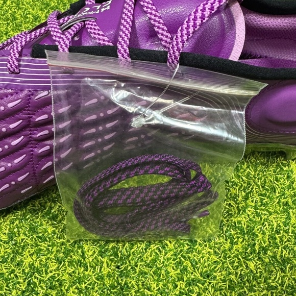 Under Armour Magnetico Elite 3 FG Size 10 Men’s Soccer Cleat Purple 3026740-500 - Picture 5 of 6